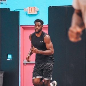 Meet your Posher, Ash